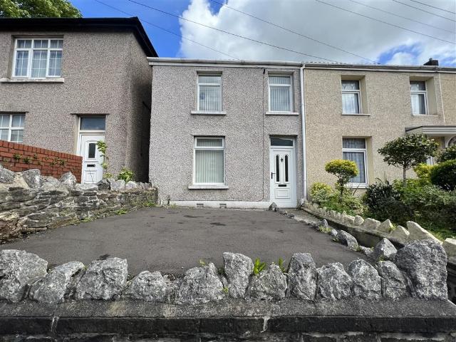 Apartment for rent in Cimla, Neath