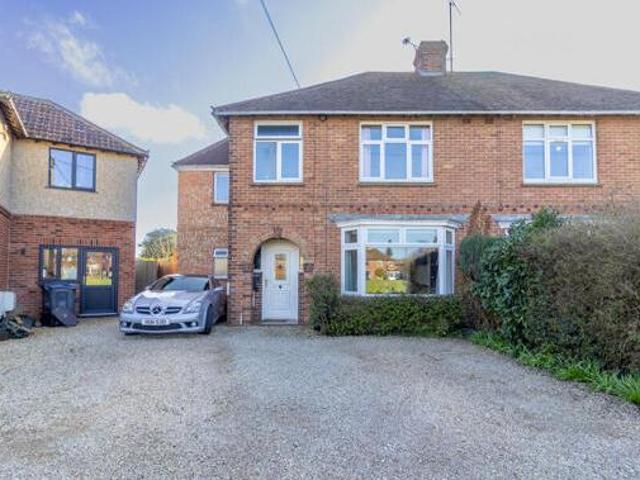 House for sale in Devizes, Wiltshire