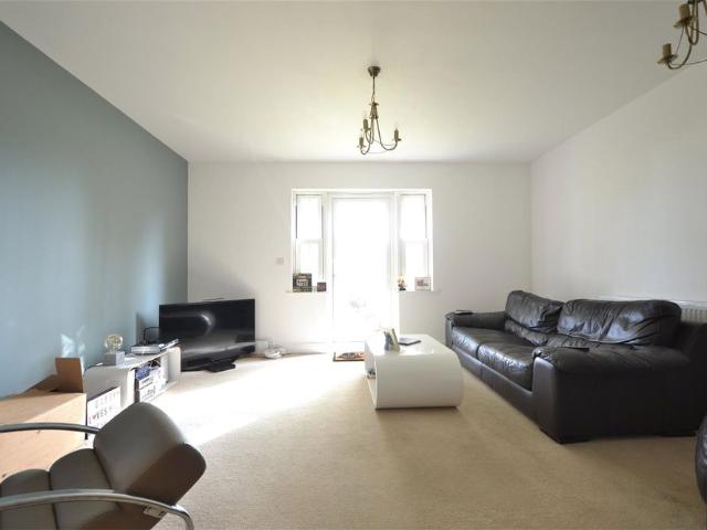 Apartment for rent in Manor Park, Epsom