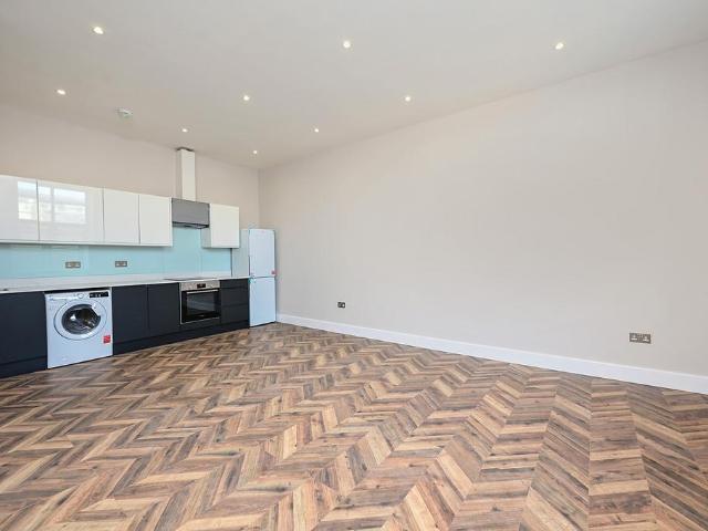 Apartment for rent in Farnborough Town Centre, Rushmoor