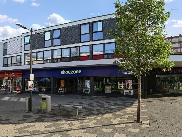 Apartment for rent in Farnborough Town Centre, Rushmoor