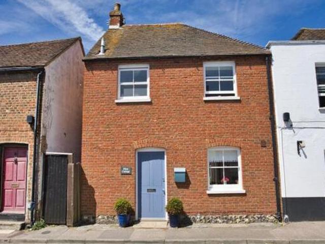 House for sale in Sandwich, Ash