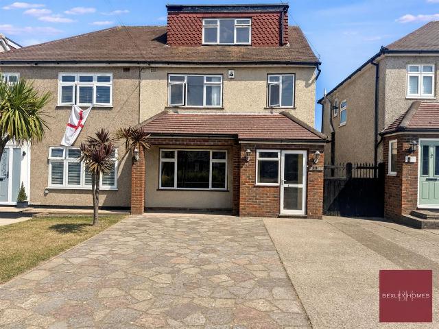 Apartment for rent in Lessness Heath, Greater London