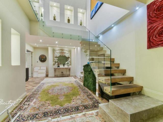 Apartment for rent in Lower Clapton, Greater London