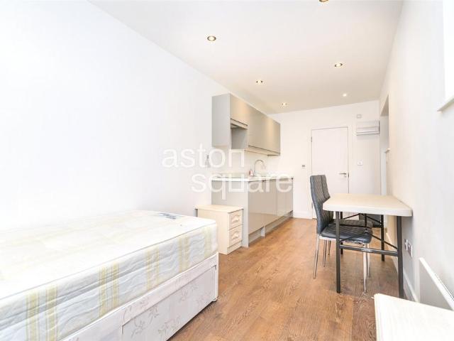 House for rent in Temple Fortune, Greater London