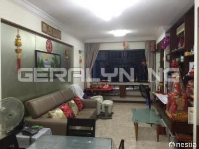Apartment for sale in 19 North East, Hougang