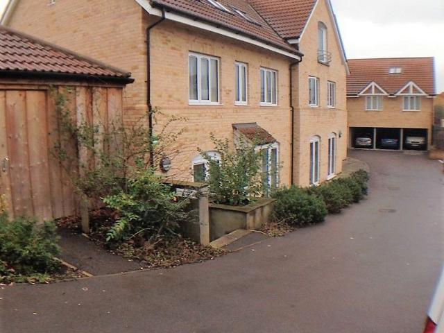 Apartment for rent in Rumwell, Somerset