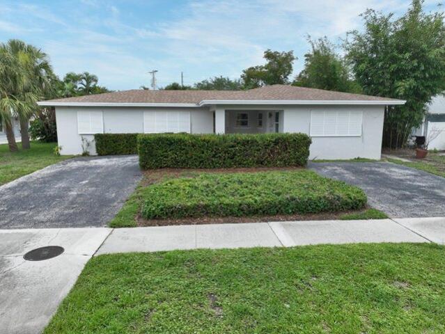 House for sale in North Palm Beach
