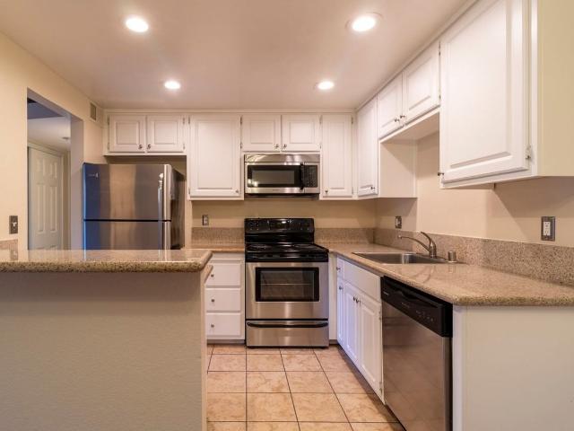 Apartment for rent in California