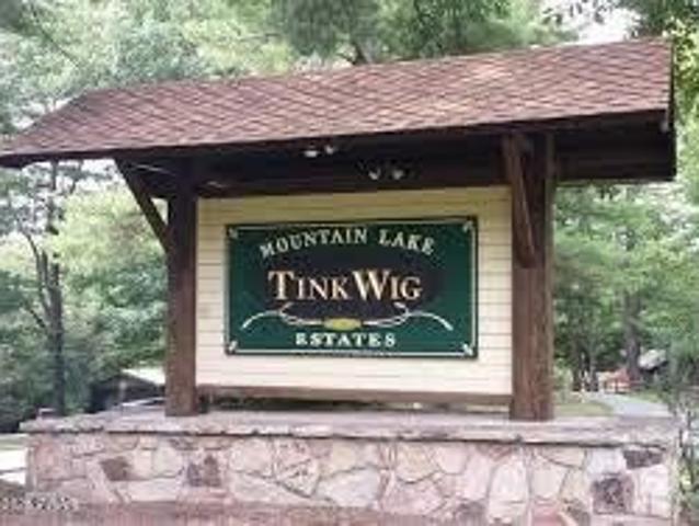 Land for sale in Hawley, Pennsylvania