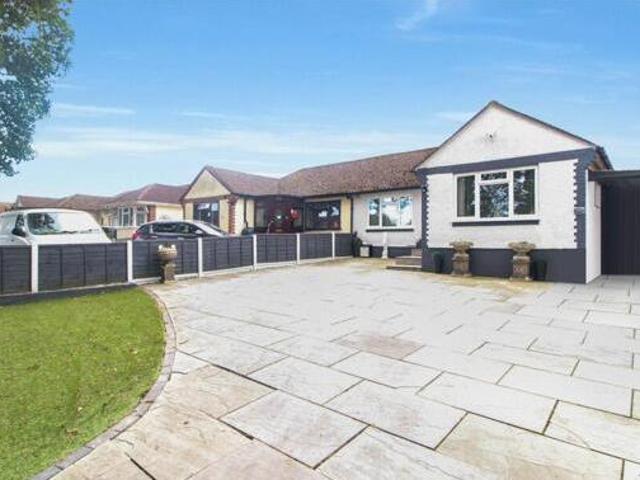 House for sale in Alton Barnes, Essex