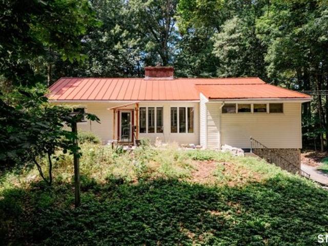 House for sale in Mansfield Center, Connecticut