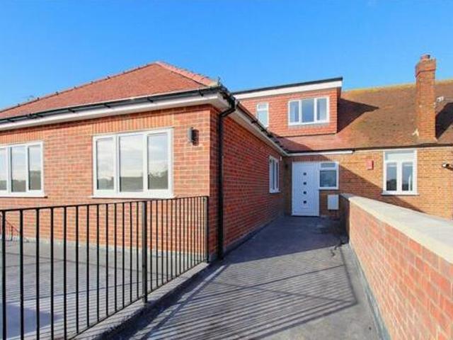 House for rent in Alton Barnes, Essex