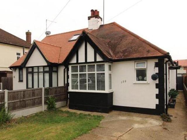 House for rent in Alton Barnes, Essex