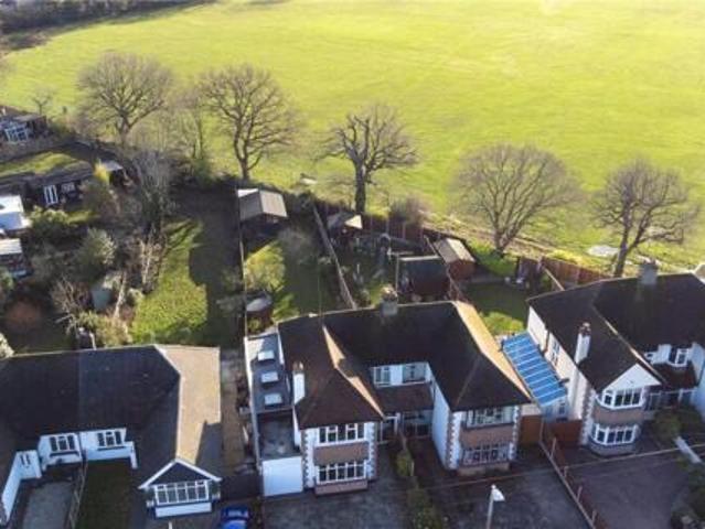 House for sale in Alton Barnes, Essex