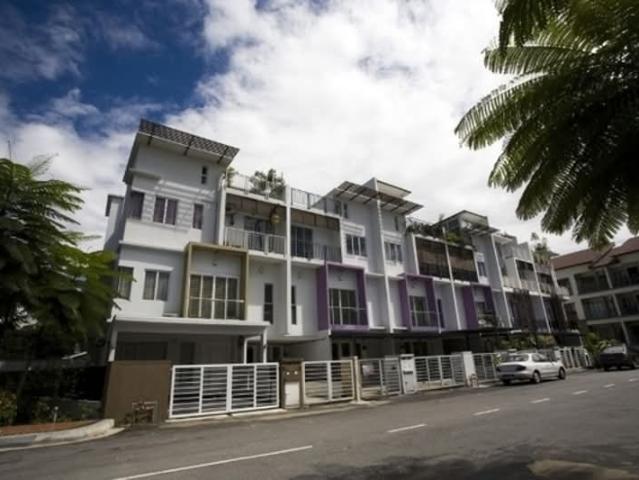 Townhouse for rent in Petaling, Damansara Damai