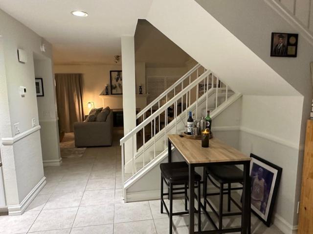 Room for rent in Laguna Beach, Orange County