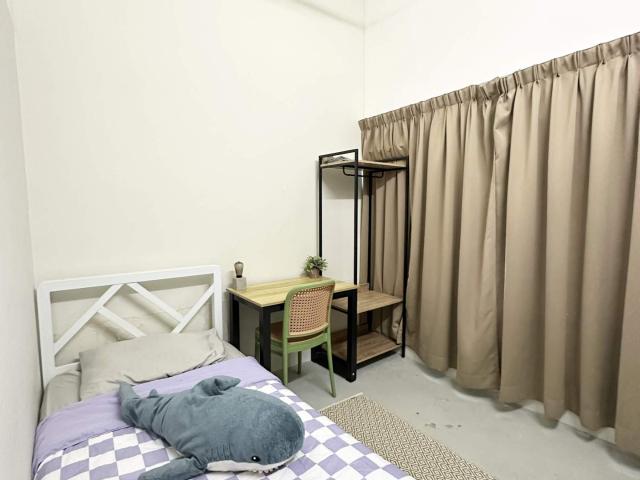 Room for rent in Alam Impian, Selangor