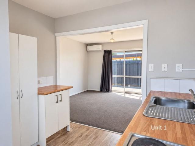 Apartment for rent in Edgeware, Linwood-Central-Heathcote Community