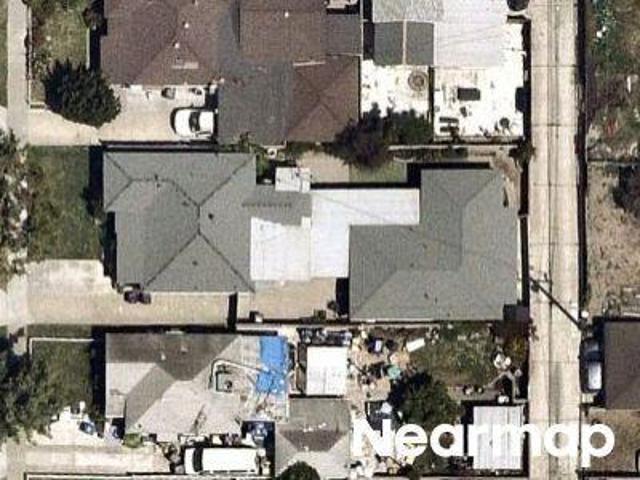 House for sale in Long Beach