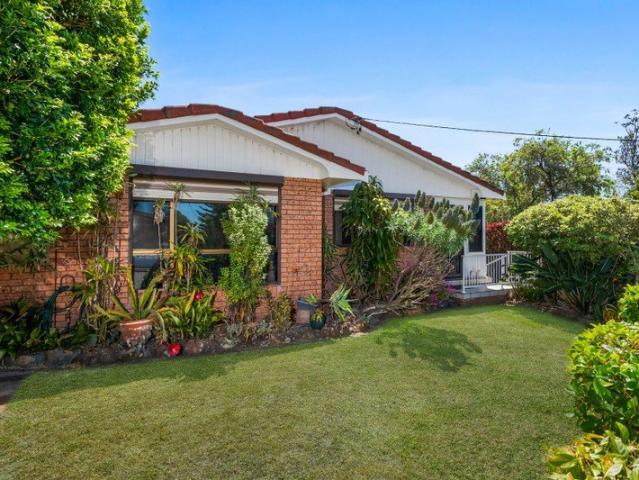 Townhouse for rent in The Entrance, New South Wales