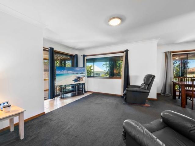 Townhouse for rent in The Entrance, New South Wales