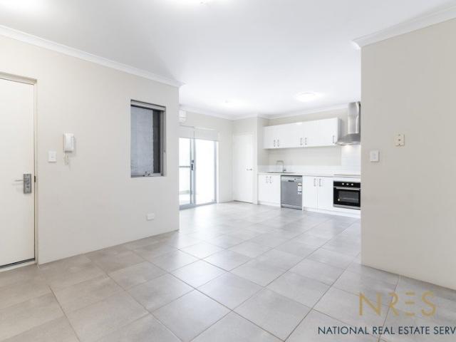 Apartment for sale in Cloverdale, Western Australia