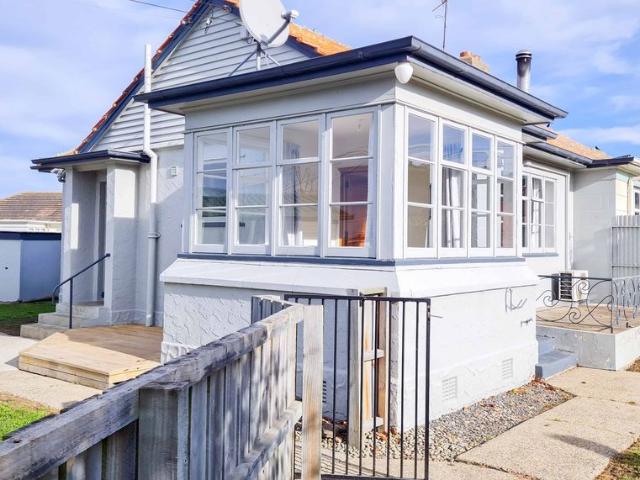House for rent in Otakou