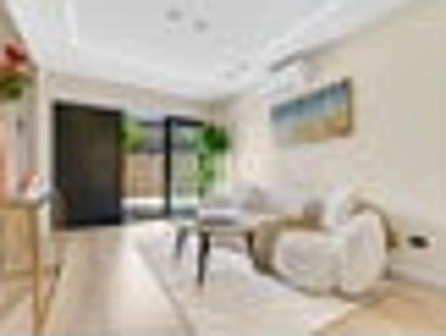 Townhouse for sale in Owhata