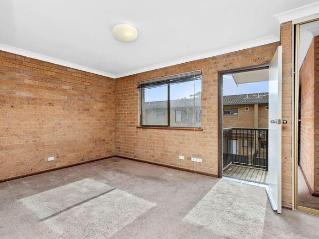 Apartment for rent in Belmont South, Newcastle-Maitland