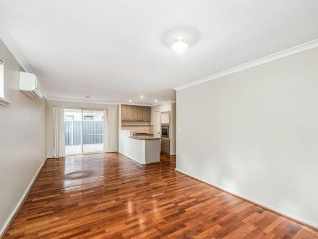 Townhouse for rent in Rivervale, Western Australia