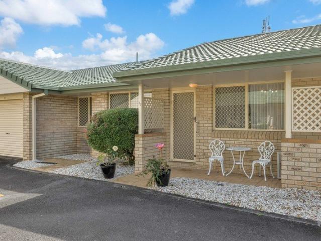 Villa for sale in Banora Point, New South Wales