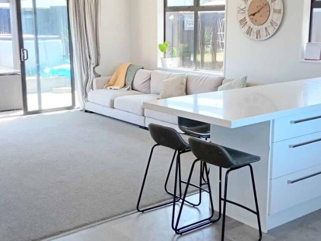 House for rent in Chaslands, Canterbury