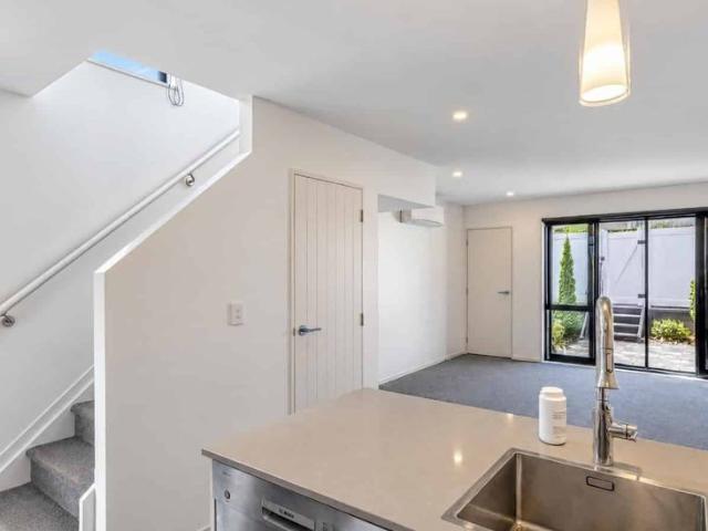 Apartment for rent in Avondale, Whau