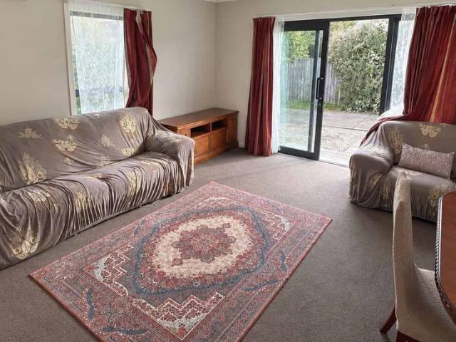 Apartment for rent in Edgeware, Canterbury