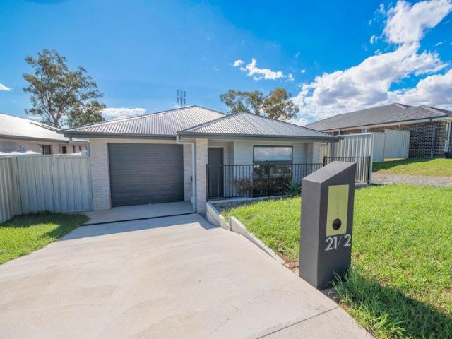 Duplex for sale in Parkes, New South Wales
