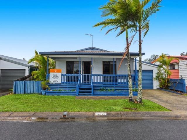 Apartment for sale in Varsity Lakes, Gold Coast City
