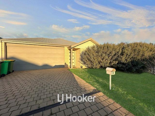 House for sale in Dalyellup, Western Australia