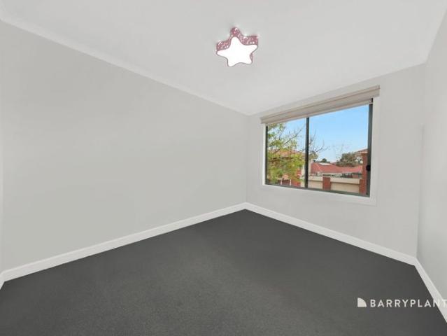 Townhouse for rent in South Morang, Melbourne