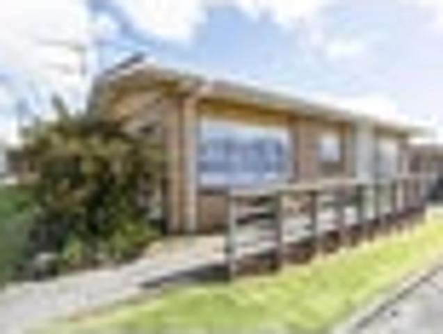 Apartment for sale in Hillsborough, Taranaki