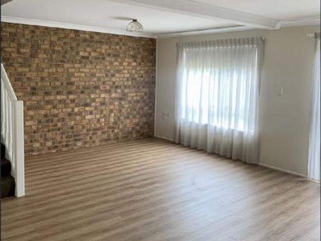 Townhouse for rent in Harristown, Toowoomba
