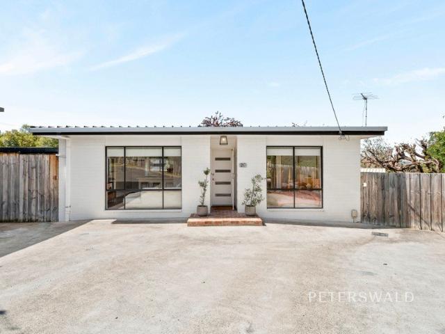 Villa for sale in Blackmans Bay, Hobart