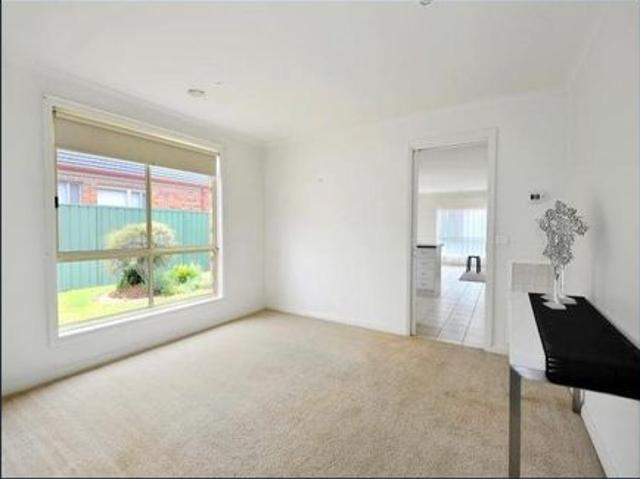 House for rent in Lake Gardens, Ballarat