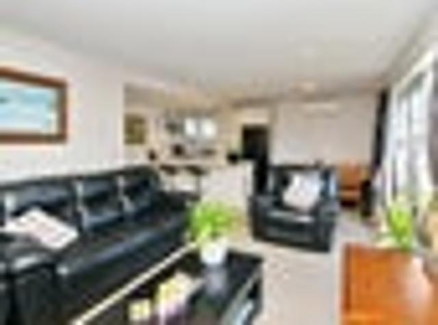 Townhouse for sale in Heathcote, Canterbury