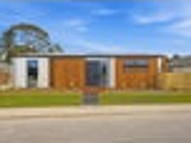 House for sale in Lincoln, Canterbury