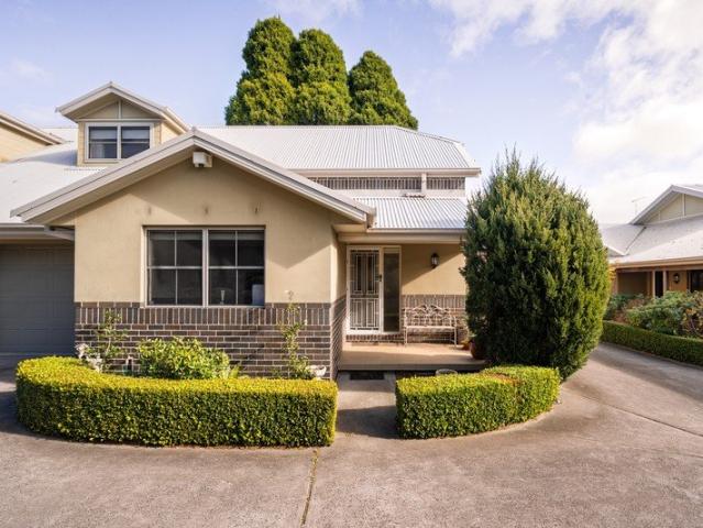Townhouse for sale in Sydney, New South Wales