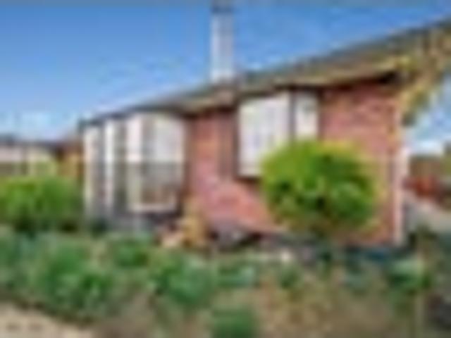 Townhouse for sale in Otakou