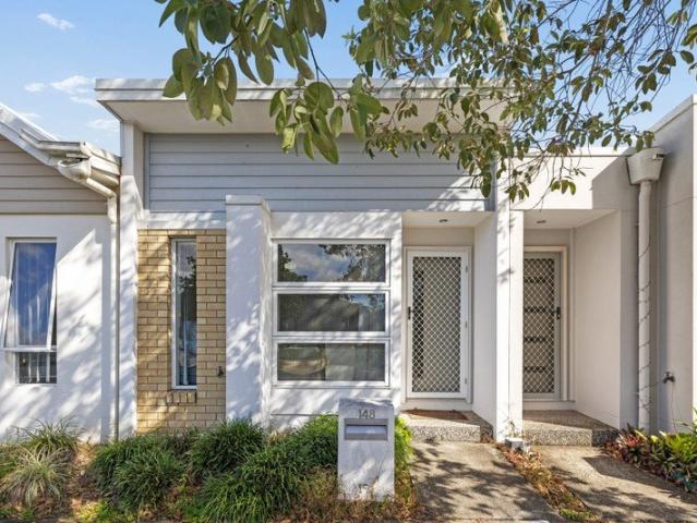 Townhouse for sale in Methul, Queensland