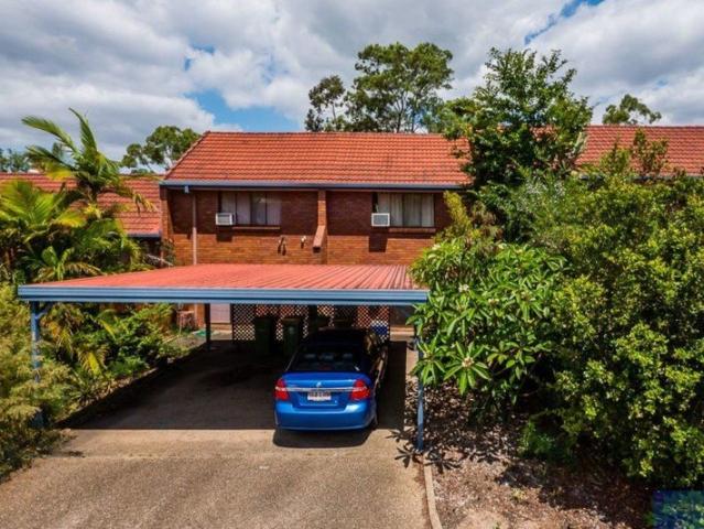 Townhouse for rent in Toombul, Queensland