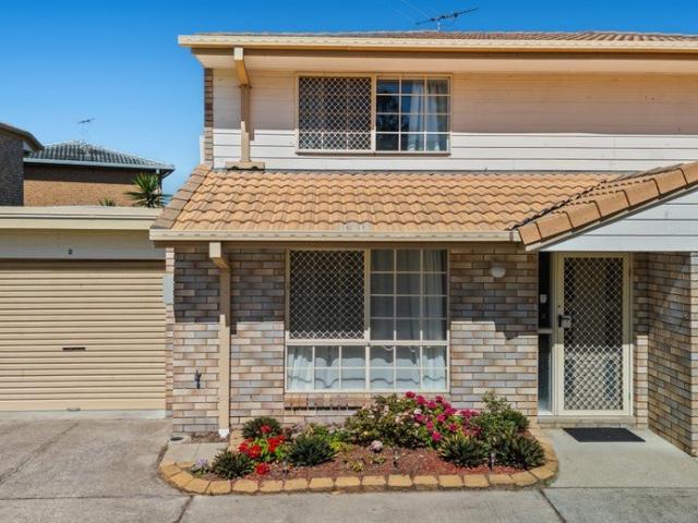 Townhouse for sale in Toombul, Queensland